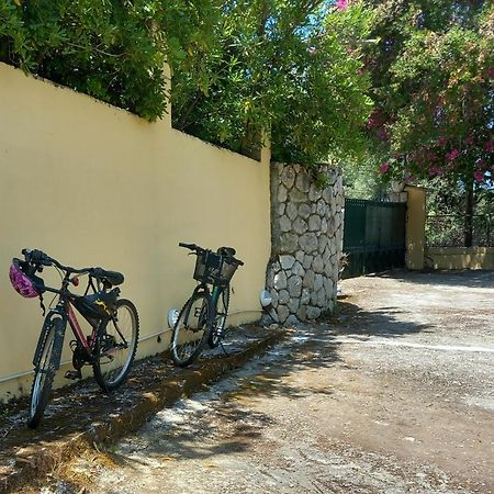 Olea Home Agia Pelagia Chlomou Exterior foto